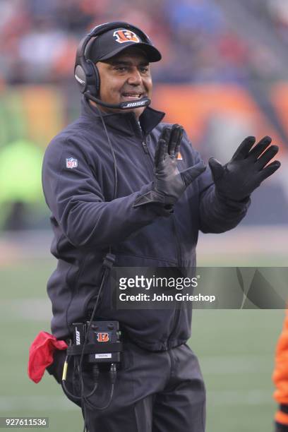 Head Coach Marvin Lewis of the Cincinnati Bengals walks the sidelines during the game against the Detroit Lions at Paul Brown Stadium on December 24,...