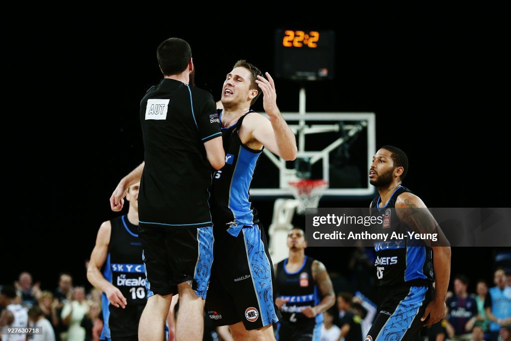 NBL Semi Final - Melbourne v New Zealand: Game 2