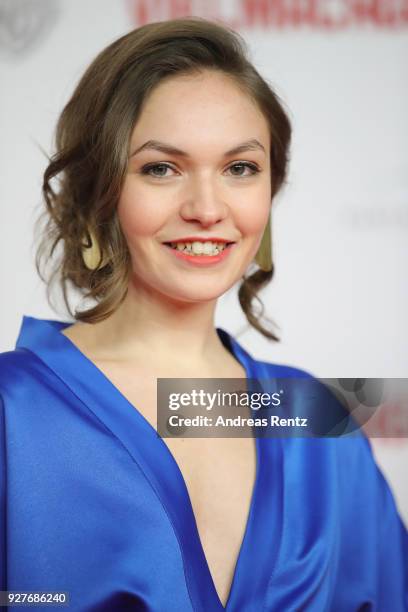 Emma Drogunova attends the premiere of 'Vielmachglas' at Cinedom on March 5, 2018 in Cologne, Germany.