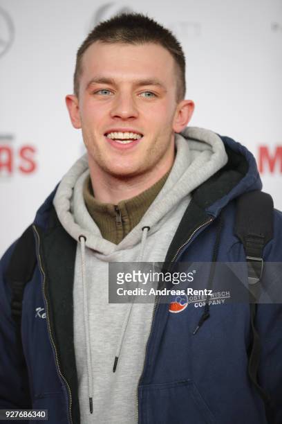 Jannis Niewoehner attends the premiere of 'Vielmachglas' at Cinedom on March 5, 2018 in Cologne, Germany.