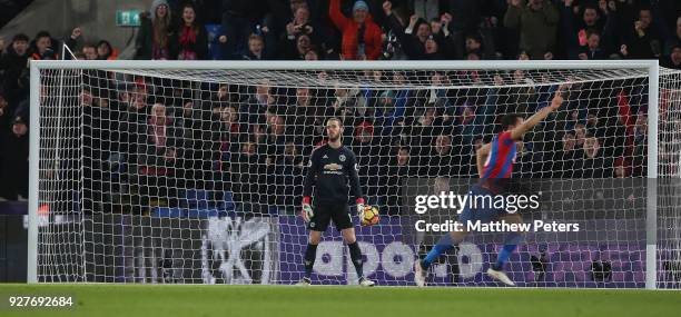 David de Gea of Manchester United shows his disappointment at conceding a goal to Andros Townsend of Crystal Palace during the Premier League match...