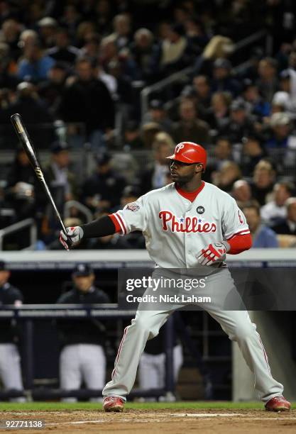 Ryan Howard of the Philadelphia Phillies gets set to bat against the New York Yankees in Game Six of the 2009 MLB World Series at Yankee Stadium on...