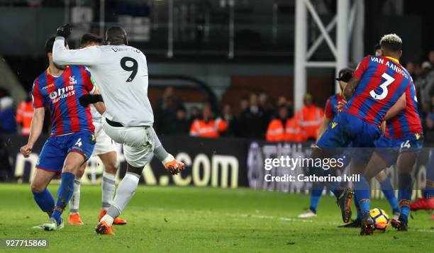 Romelu Lukaku of Manchester United scores the 2nd Manchester United goal during the Premier League match between Crystal Palace and Manchester United...