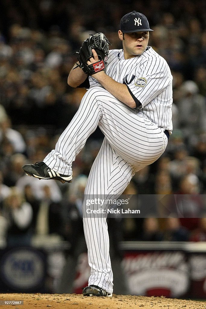 Philadelphia Phillies v New York Yankees, Game 6