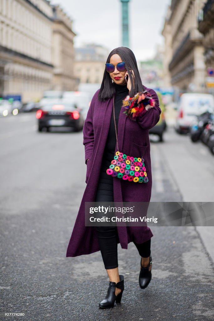Street Style : Paris Fashion Week Womenswear Fall/Winter 2018/2019 : Day Eight