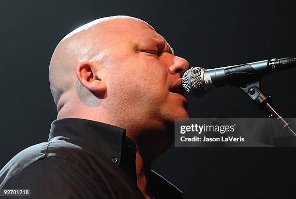 Frank Black of The Pixies performs at Hollywood Palladium on November 4, 2009 in Hollywood, California.