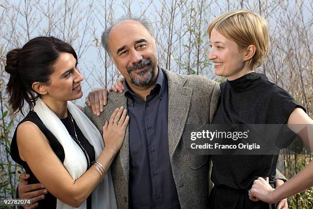 Actresses Maya Sansa , Alba Rohrwacher and director Giorgio Diritti attend a portrait session for the movie 'L'Uomo Che Verra' during the 4th Rome...