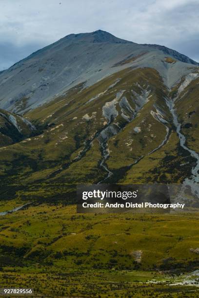 mt sunday - new zealand - neuseeland landschaft stock pictures, royalty-free photos & images