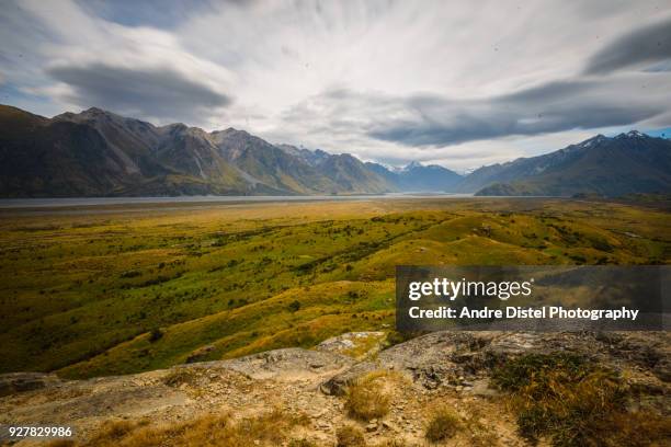 mt sunday - new zealand - neuseeland landschaft stock pictures, royalty-free photos & images