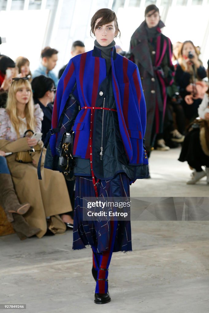 Sacai : Runway - Paris Fashion Week Womenswear Fall/Winter 2018/2019