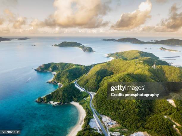 tropical islands from above - prefeitura de okinawa imagens e fotografias de stock