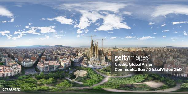 360-degree aerial view above sagrada familia in barcelona, spain - 360 fotografías e imágenes de stock