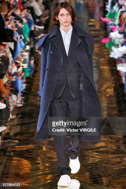Model walks the runway during the Stella McCartney Ready to Wear Fashion show as part of the Paris Fashion Week Womenswear Fall/Winter 2018/2019 on...