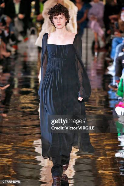 Model walks the runway during the Stella McCartney Ready to Wear Fashion show as part of the Paris Fashion Week Womenswear Fall/Winter 2018/2019 on...