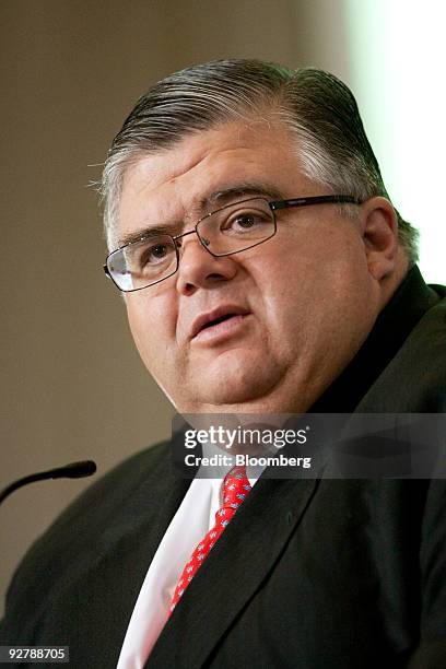 Agustín Carstens, Mexico�s finance minister, speaks during the Bloomberg Economic Forum in Mexico City, Mexico, on Thursday, Nov. 5, 2009. Mexico...