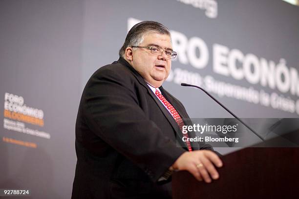 Agustín Carstens, Mexico�s finance minister, speaks during the Bloomberg Economic Forum in Mexico City, Mexico, on Thursday, Nov. 5, 2009. Mexico...