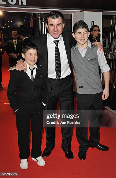 Joe Calzaghe and guests attend the World Premiere of 'A Christmas Carol' at the Odeon Leicester Square on November 3, 2009 in London, England.