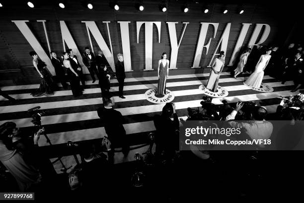 Gal Gadot posea for pictures at the 2018 Vanity Fair Oscar Party hosted by Radhika Jones at Wallis Annenberg Center for the Performing Arts on March...