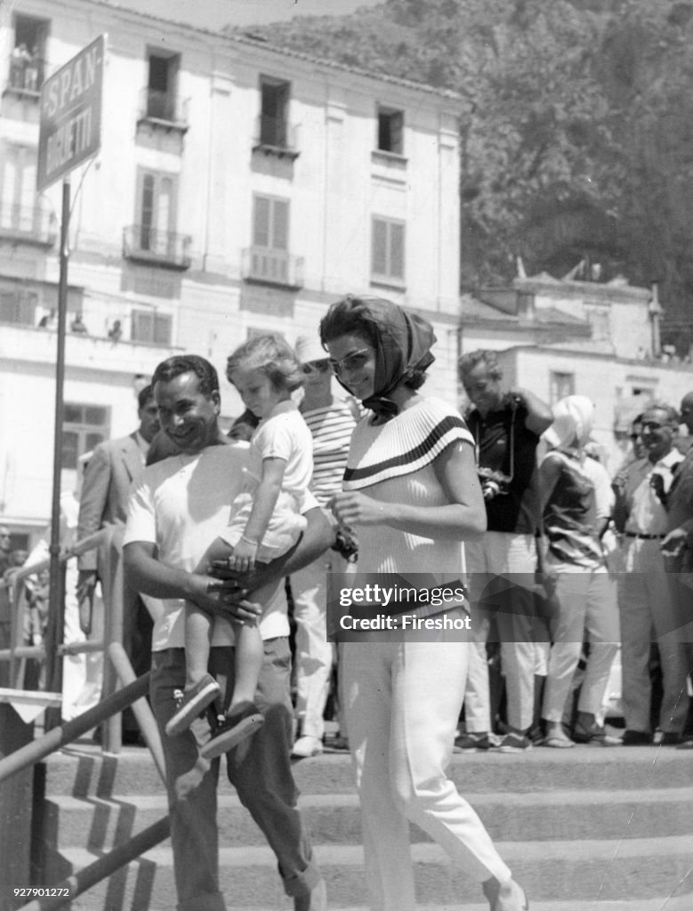 Jacqueline Kennedy walking in the streets of Ravello . Italy. 1962 ...