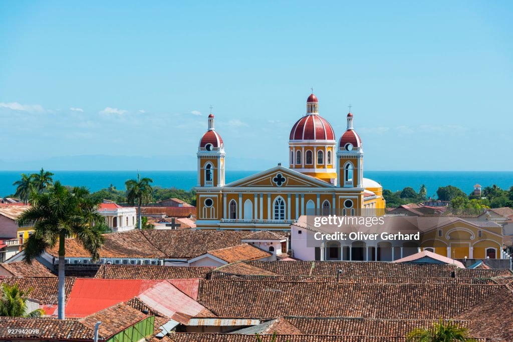 View of cathedral of Nuestra Senora de la Asuncion, historic centre, Granada, Nicaragua