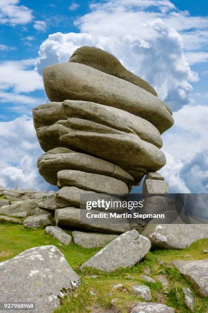 rock formation cheesewring, stowes hill, at linkinhorne, bodmin moor, cornwall, england, united kingdom - bodmin moor foto e immagini stock