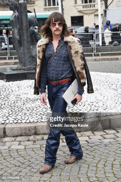 Casey Spooner attends the Miu Miu show as part of the Paris Fashion Week Womenswear Fall/Winter 2018/2019 on March 6, 2018 in Paris, France.