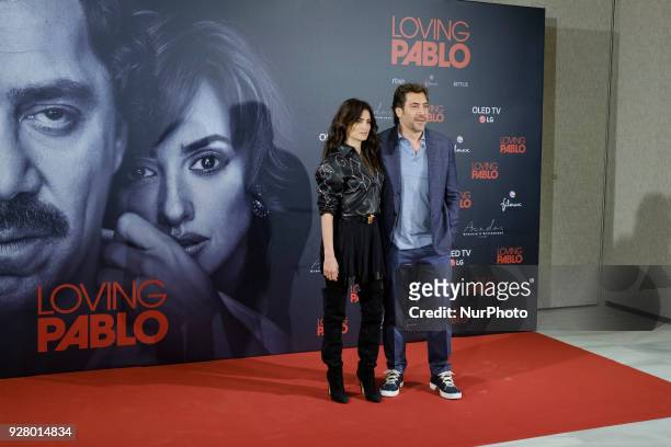 Javier Bardem and Penelope Cruz attend 'Loving Pablo' Madrid Photocall on March 6, 2018 in Madrid, Spain.