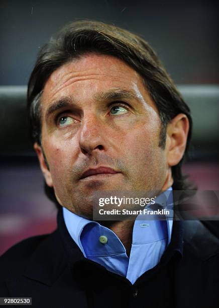 Head coach Bruno Labbadia of Hamburg during the UEFA Europa League game between Hamburger Sv and Glasgow Celtic on November 5, 2009 in Hamburg,...