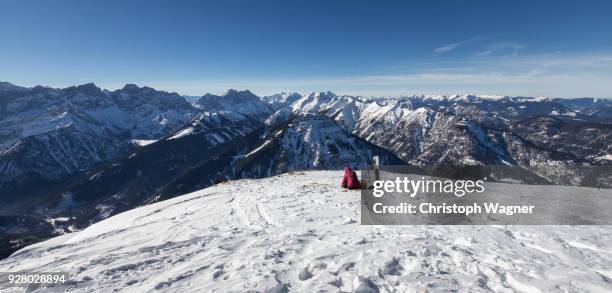 skitouren in bayern - バーバリアンアルプス ストックフォトと画像