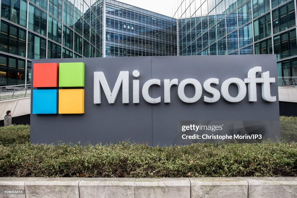 IA Microsoft  Opens A School at Issy Les Moulineaux