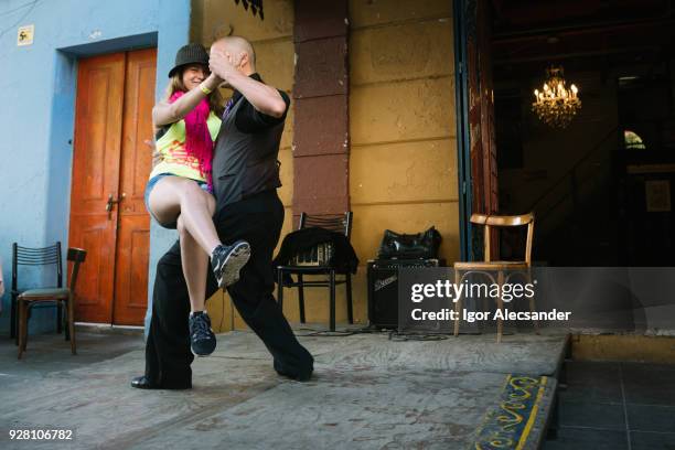 tango classes on the streets of caminito, buenos aires, argentina - buenos aires tango stock pictures, royalty-free photos & images