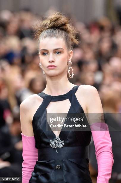 Luna Bijl walks the runway during the Chanel show as part of the Paris Fashion Week Womenswear Fall/Winter 2018/2019 on March 6, 2018 in Paris,...