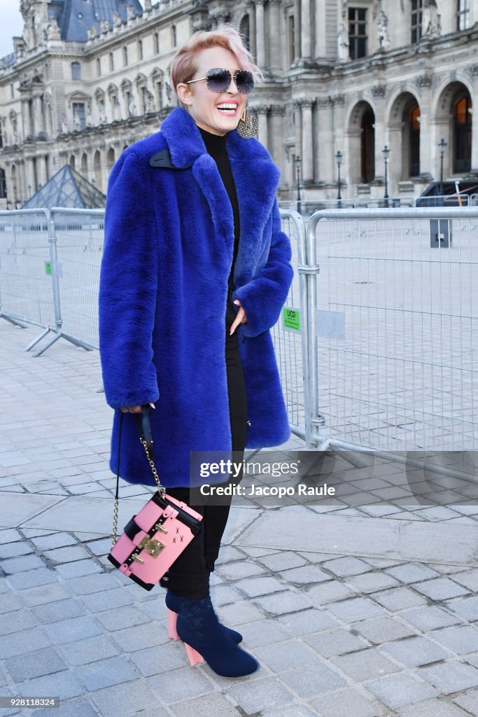 Louis Vuitton : Outside Arrivals  - Paris Fashion Week Womenswear Fall/Winter 2018/2019