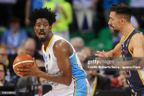 Henry Sims of Vanoli competes with Valerio Mazzola of Fiat during the match semifinal of Coppa Italia between Vanoli Cremona and Auxilium Fiat Torino...