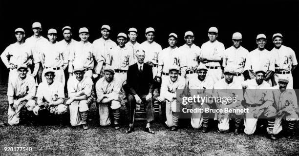 The Philadelphia Athletics pose for the team photo Eric McNair, Lefty Grove, Max Bishop, Mule Haas, Joe Boley, Rube Walberg, Wally Schang, Cy...