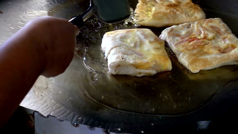 4 Roti 798 Roti Bread Stock Videos, Footage, & 4K Video Clips - Getty Images