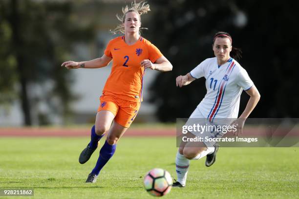 Desiree van Lunteren of Holland Women, Hallbera Gudny Gisladottir of Iceland Women during the Algarve Cup Women match between Iceland v Holland at...