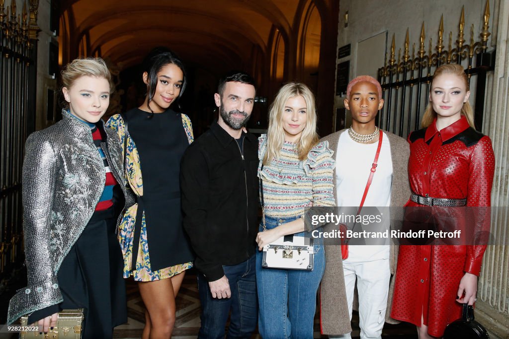 Louis Vuitton : Front Row  - Paris Fashion Week Womenswear Fall/Winter 2018/2019