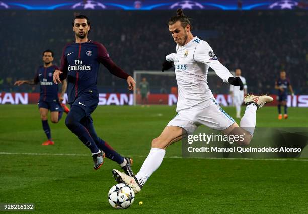 Gareth Bale of Real Madrid in action during the UEFA Champions League Round of 16 Second Leg match between Paris Saint-Germain and Real Madrid at...