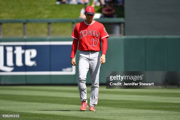 Shohei Ohtani of the Los Angeles Angels warms up for the spring training game against the Arizona Diamondbacks at Salt River Fields at Talking Stick...