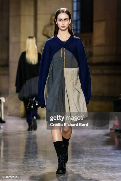 Model walks the runway during the Moon Young Hee show as part of the Paris Fashion Week Womenswear Fall/Winter 2018/2019 on March 6, 2018 in Paris,...