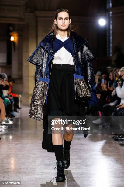 Model walks the runway during the Moon Young Hee show as part of the Paris Fashion Week Womenswear Fall/Winter 2018/2019 on March 6, 2018 in Paris,...