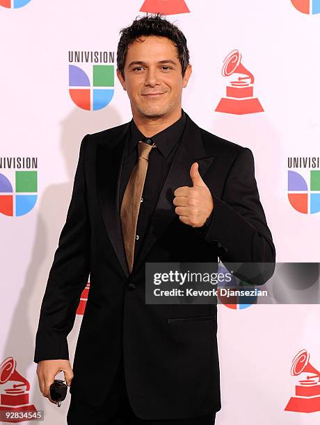 Musician Alejandro Sanz arrives at the 10th annual Latin GRAMMY Awards held at Mandalay Bay Events Center on November 5, 2009 in Las Vegas, Nevada.