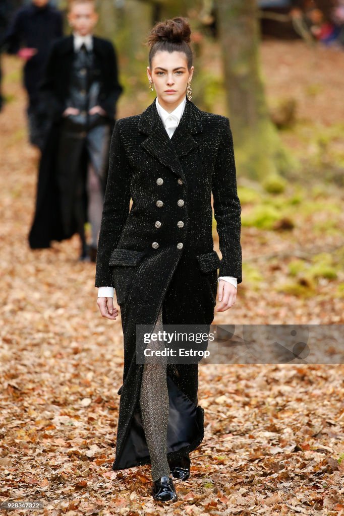 Chanel : Runway - Paris Fashion Week Womenswear Fall/Winter 2018/2019