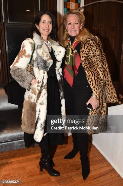 Amanda Ross and Muffie Potter Aston attend the Ati Sedgwick Private Preview at The VFGI Townhouse Gallery on March 6, 2018 in New York City.