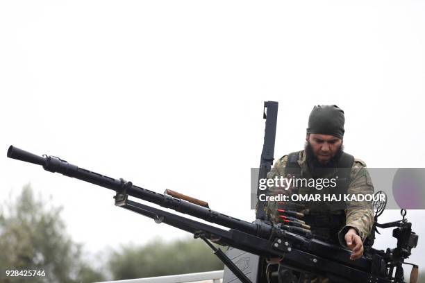 Syrian Machine 947 Machine Gun Mounted Stock Photos, High-Res Pictures, and Images ...