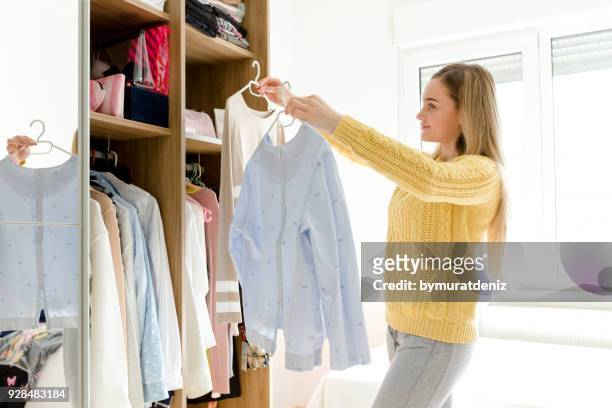 so viele zur auswahl - clothes wardrobe stock-fotos und bilder