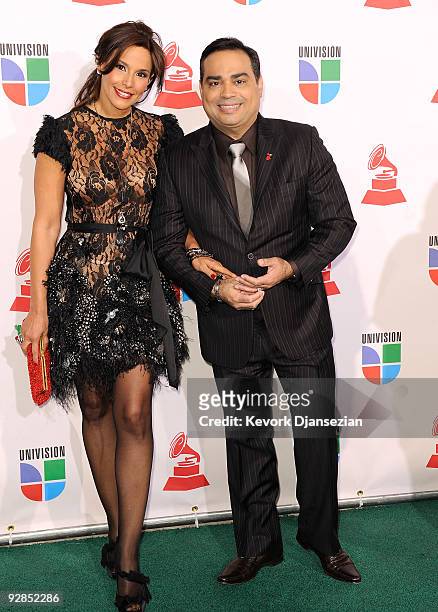 Musician Gilberto Santa Rosa and wife arrives at the 10th annual Latin GRAMMY Awards held at Mandalay Bay Events Center on November 5, 2009 in Las...