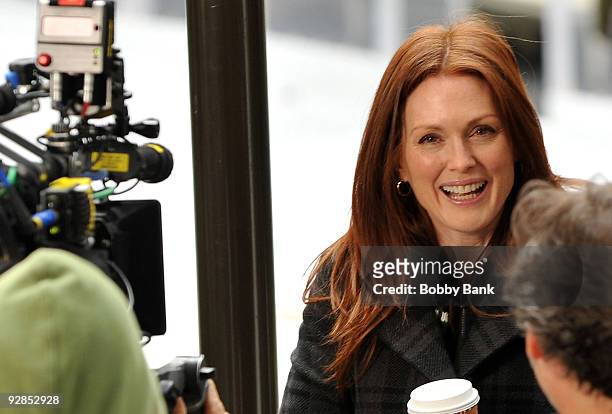 Julianne Moore on location for "30 Rock" on the streets of Manhattan on November 5, 2009 in New York City.