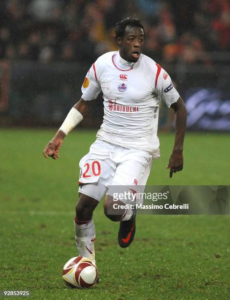 Larsen Toure of LOSC Lille Metropole in action during the UEFA Europa League Group B match between Genoa CFC and LOSC Lille Metropole at Luigi...